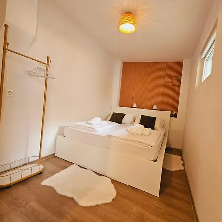 Apartment Center Budget *