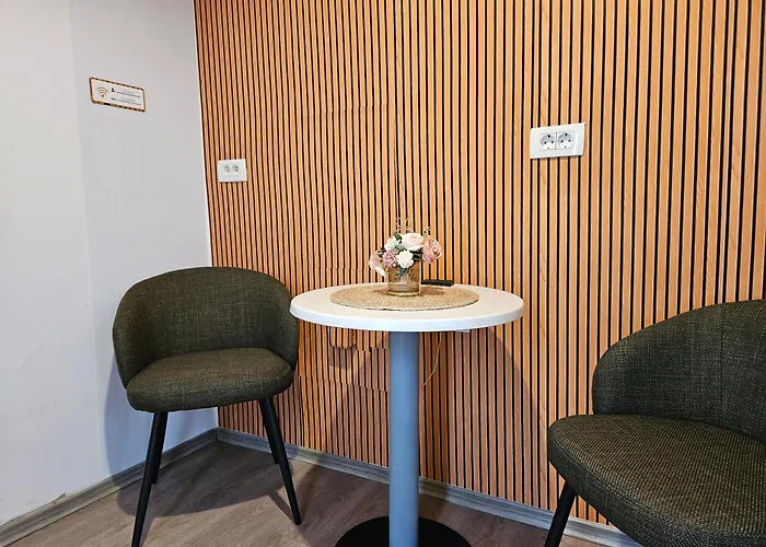 , 150m From Preseren Square 아파트 *