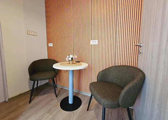 , 150m From Preseren Square Apartment